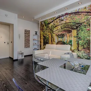 Macchi , Milan Italie